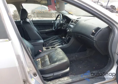 2004 Honda Accord 2.4 Ex z USA, uszkodzony, nr VIN 1HGCM56854A133513